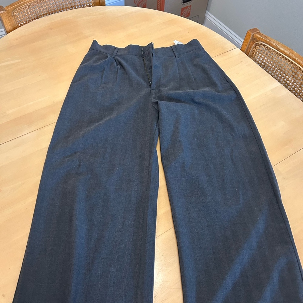 Abercrombie grey pants